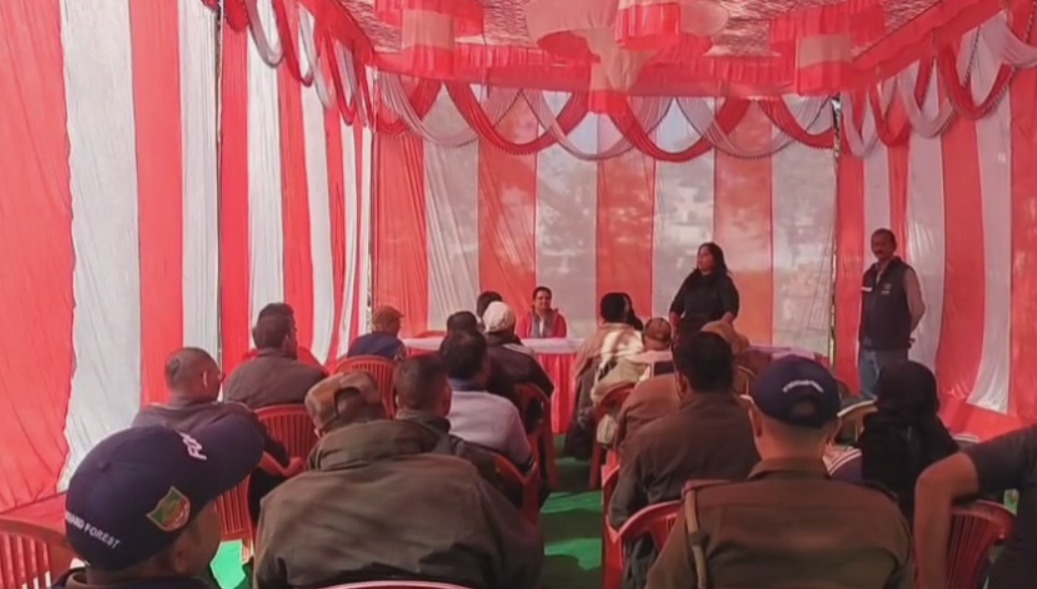 खटीमा: वन्य जीव संघर्ष रोकने के लिए विलेज वॉलिंटियर प्रोटेक्शन फोर्स की बैठक