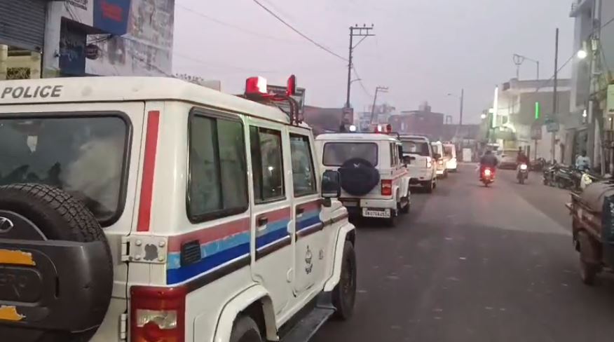 जसपुर में नए साल को लेकर पुलिस अलर्ट — सुरक्षा व्यवस्था कड़ी, चेकिंग और मार्चिंग जारी