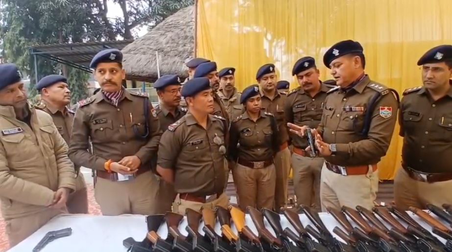 सितारगंज कोतवाली का अर्द्धवार्षिक निरीक्षण, हथियार और दस्तावेजों की जांच पर फोकस