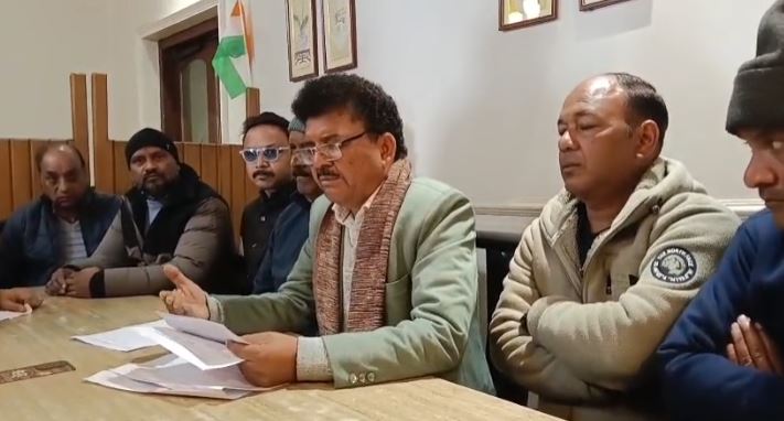 अग्निपथ योजना के विरोध में कांग्रेस पूर्व सैनिक प्रकोष्ठ का प्रदर्शन बिंदुखत्ता में निकाली रैली