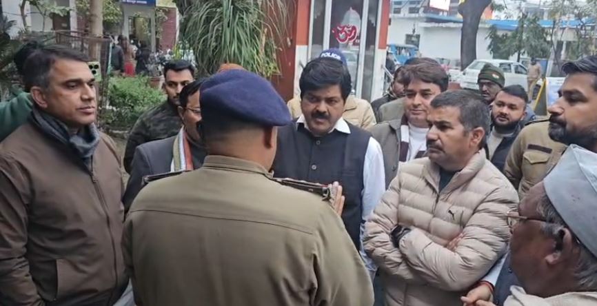 ऋषिकेश में वन विभाग की कार्रवाई पर कांग्रेस का विरोध, सरकार पर लगाया हीला-हवाली का आरोप