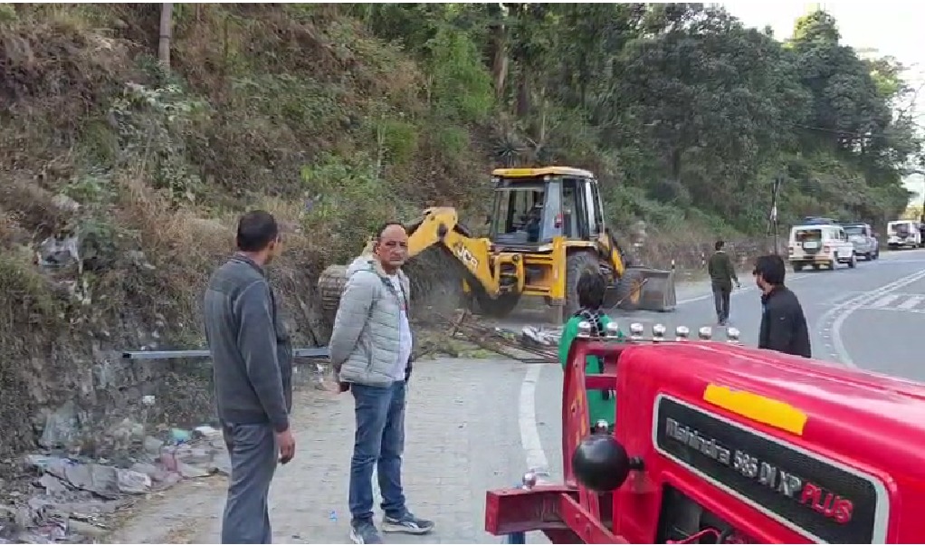 विकासनगर में अतिक्रमण हटाओ अभियान धीमी गति से, स्थानीयों में चिंता बढ़ी