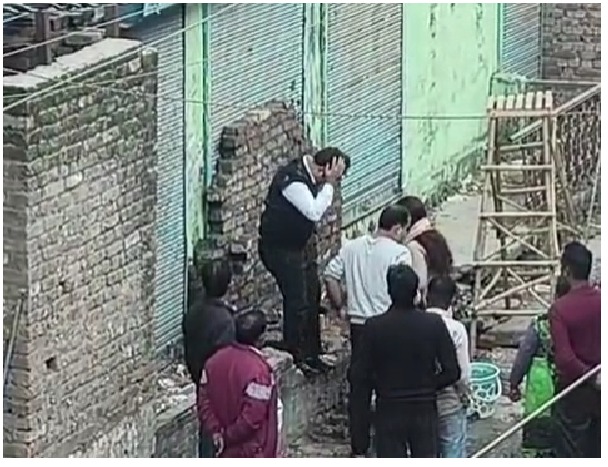 रुड़की: संपत्ति विवाद में भाई-भाई के बीच मारपीट, सोशल मीडिया पर वायरल हुआ वीडियो