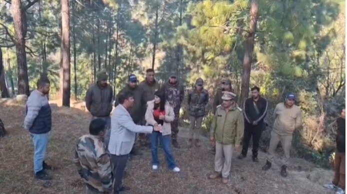 गजल्ड गांव में गुलदार हमले के बाद प्रशासन ने सख्त कार्रवाई की, पीड़ित परिवार को मुआवजा