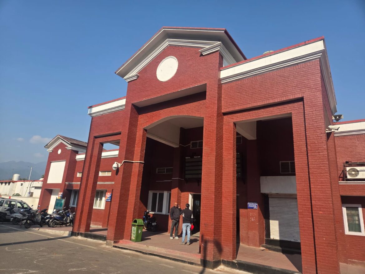 बनभूलपुरा मामला: सुप्रीम कोर्ट ने 15 दिसंबर को सुनवाई की नई तारीख दी, लोगों में दहशत बरकरार