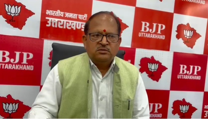 कैबिनेट ने कृषि भूमि पर रेजॉर्ट बनाने की योजना को दी मंजूरीभाजपा प्रवक्ता ने कहा– पर्यटन और वैडिंग डेस्टिनेशन को मिलेगा बढ़ावा