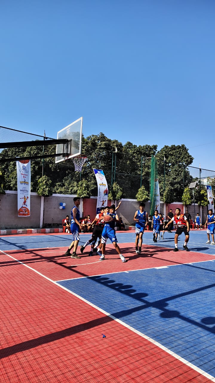 इंटर-स्कूल बास्केटबॉल टूर्नामेंट का भव्य आगाज़, पहले दिन 13 मुकाबले