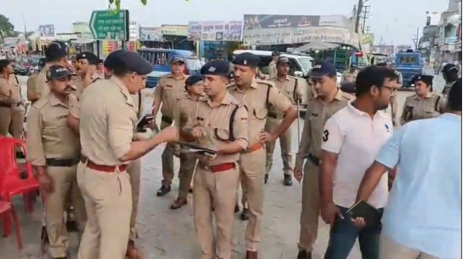 रुड़की में बांद्रा एक्सप्रेस से अफगान नागरिक हिरासत में, अवैध रूप से रहने का आरोप