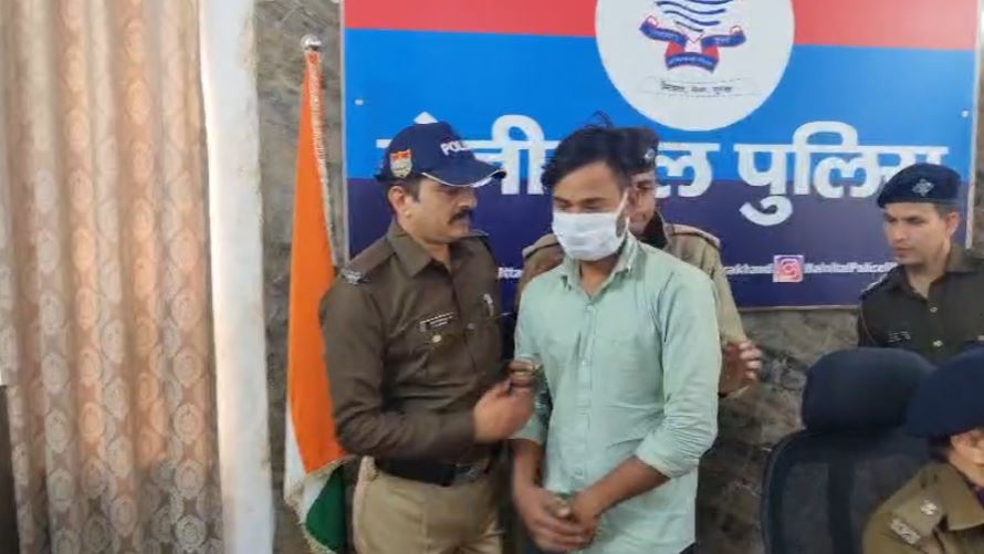 हल्द्वानी में शोरूम से चोरी हुई तीन स्कूटी 24 घंटे में बरामद, पूर्व कर्मचारी गिरफ्तार