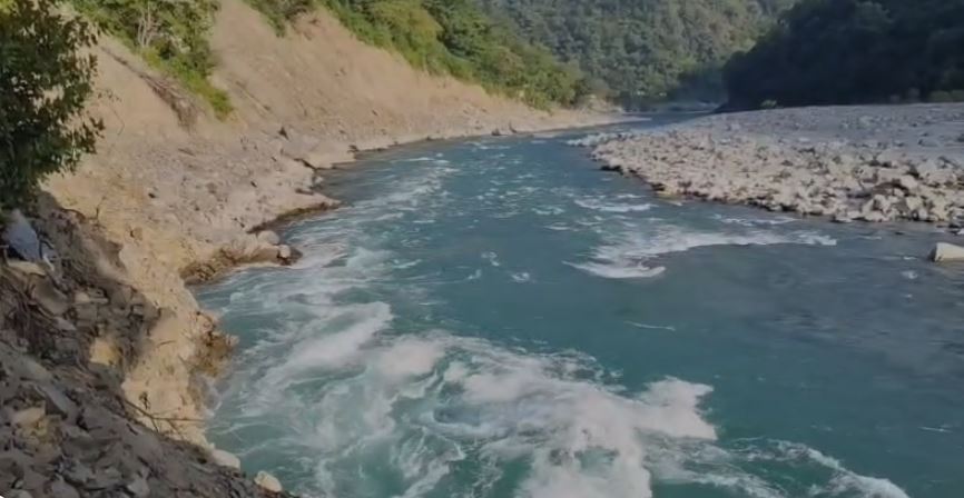 सरयू लिफ्ट पेयजल योजना को हरी झंडी, लोहाघाट विधायक ने जताया आभार84 करोड़ की स्वीकृति से वर्षों पुरानी पेयजल समस्या का होगा समाधान