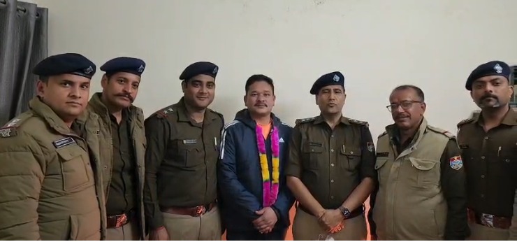 एसएसआई विक्रम सिंह धामी को भावनात्मक विदाई, नए एसएसआई का हुआ स्वागत