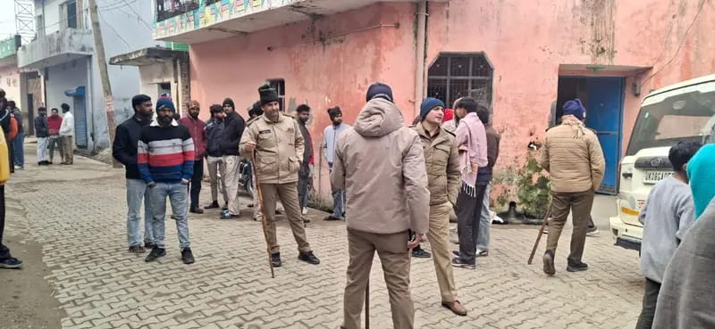 भगवानपुर के मोहितपुर गांव में मंदिर में तोड़फोड़, गांव में तनाव