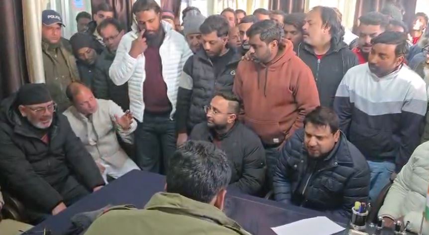 मसूरी में बाबा बुल्ले शाह की मजार तोड़ने से हड़कंप, तीन लोगों पर मुकदमा दर्ज