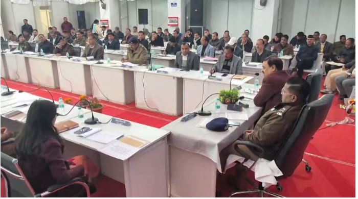 चारधाम यात्रा 2026 को लेकर पहली अहम बैठक, व्यवस्थाओं पर मंथन