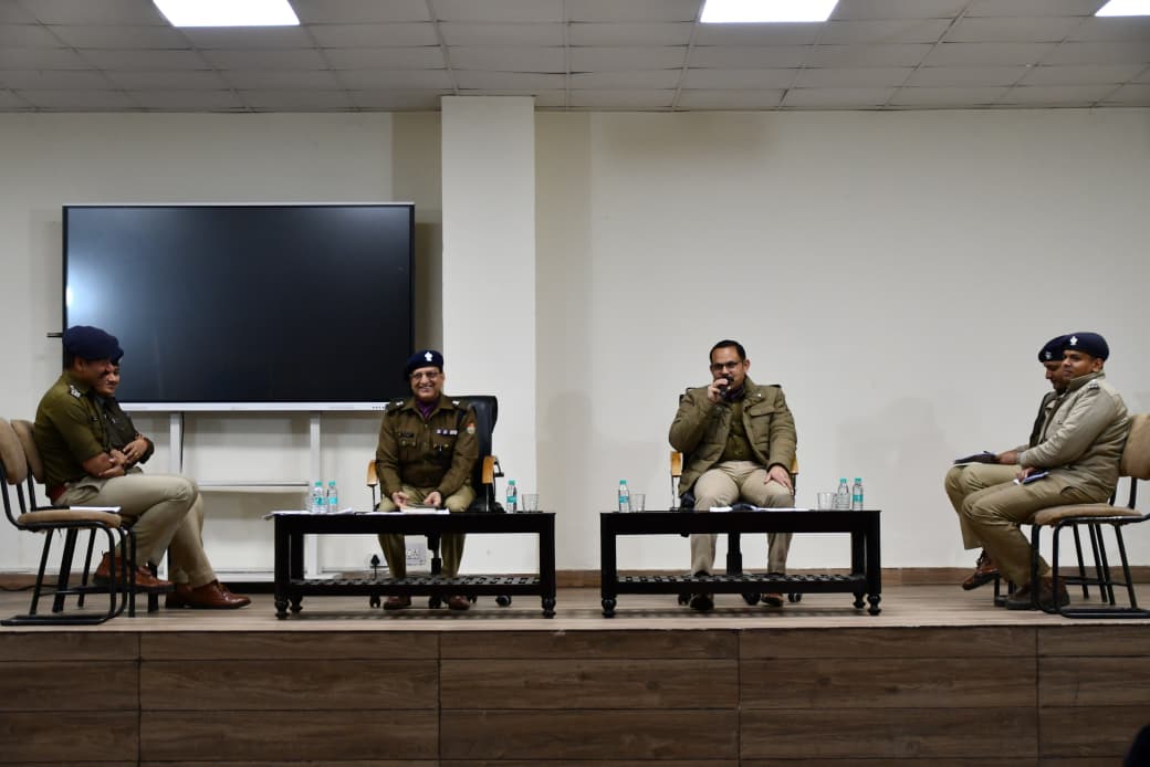 हल्द्वानी में मुख्यमंत्री के भ्रमण को लेकर पुलिस कर्मियों की ब्रीफिंग, सुरक्षा व यातायात व्यवस्था सुदृढ़ करने के निर्देश