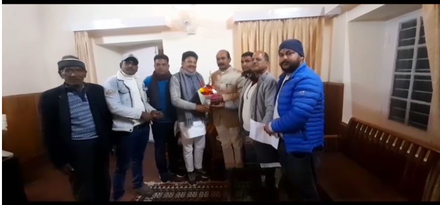 केंद्रीय सड़क एवं परिवहन राज्य मंत्री टम्टा अल्मोड़ा दौरे पर, जनप्रतिनिधियों से की अहम बैठक