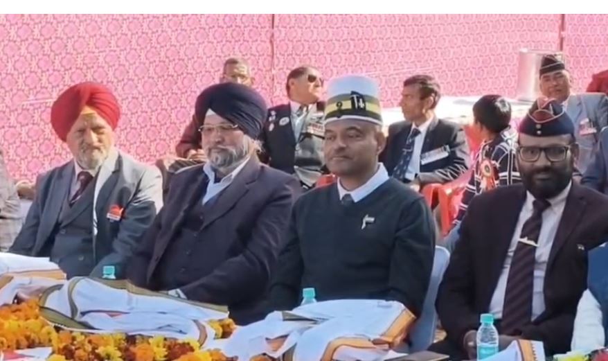 77वें गणतंत्र दिवस पर कर्नल अजय कोठियाल ने पूर्व सैनिकों से की मुलाकात, भाजपा की जीत का जताया विश्वास