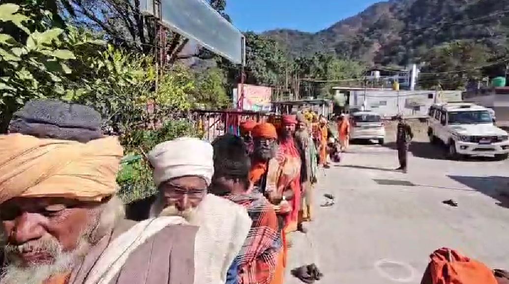 ऑपरेशन कालनेमि के तहत पुलिस की बड़ी कार्रवाई, 120 से अधिक फर्जी बाबा गिरफ्तार