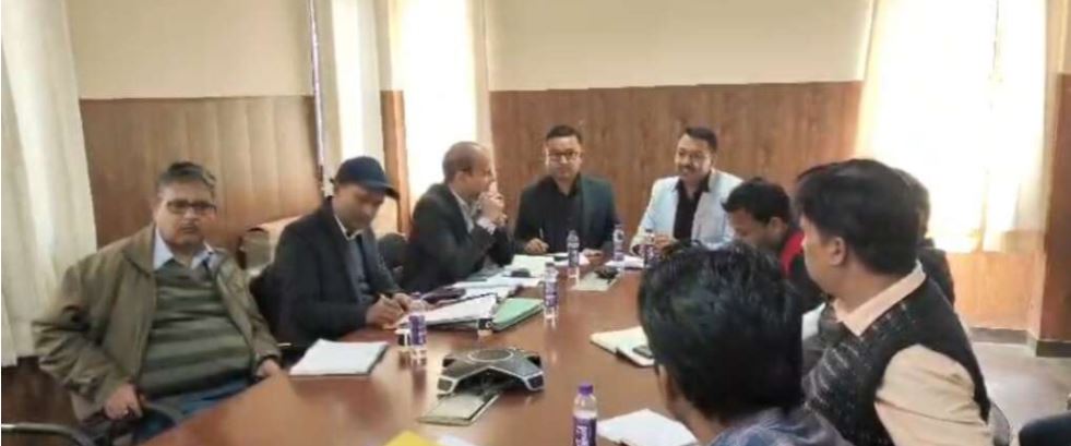 हल्द्वानी में सिंचाई और जल संस्थान की बैठक, सड़कों व अतिक्रमण पर चर्चा