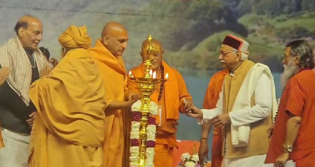 गुरुदेव समाधि मंदिर में संत, सनातन और सत्ता का संगम, भव्य मूर्ति स्थापना समारोह