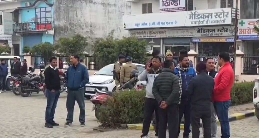 खटीमा जहरीला पदार्थ कांड: पुलिस की सघन जांच शुरू, शराब भट्टी सील, मजिस्ट्रेट जांच के आदेश