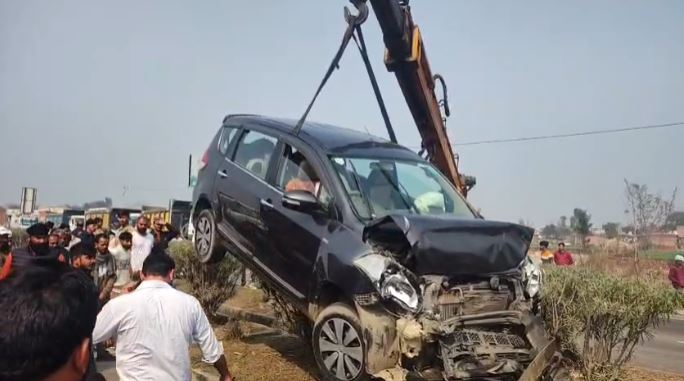 केलाखेड़ा NH-74 हादसा: महिला की मौत, ग्रामीणों ने किया सड़क बंद कर धरना