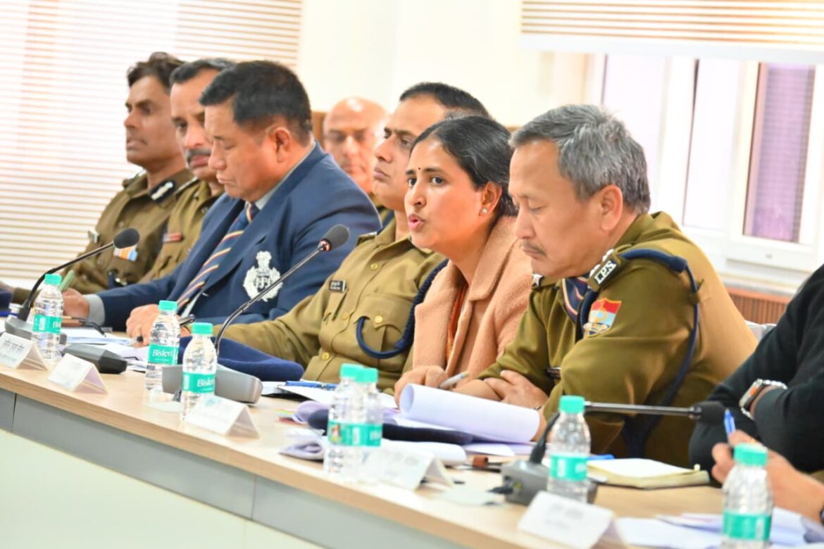 डीजीपी उत्तराखंड की हाई-लेवल समीक्षा बैठक, अपराध और कानून व्यवस्था पर सख्त निर्देश