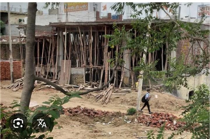 भुजिया घाट में अवैध होटल और रेस्टोरेंट निर्माण जारी, प्रशासन पर उठे सवाल