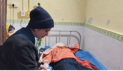 लोहाघाट-पिथौरागढ़ राष्ट्रीय राजमार्ग पर दुर्घटना, 7 लोग घायल