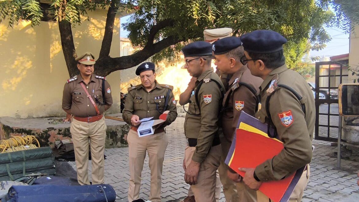 लालकुआँ कोतवाली का वार्षिक निरीक्षण, एसपी सिटी ने दिए सख्त निर्देश