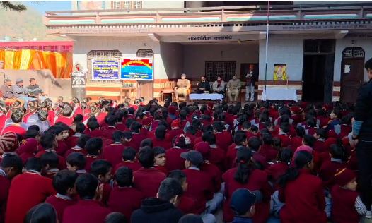 बड़कोट में महिलाओं व बालिकाओं के अंतर्राष्ट्रीय दिवस पर भव्य विधिक साक्षरता शिविर आयोजित