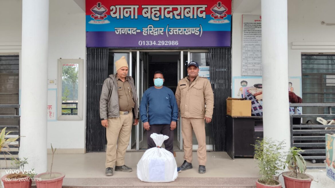 कोतवाली बहादराबाद में बड़ी कार्रवाई, 21 किलो 560 ग्राम गांजा बरामद