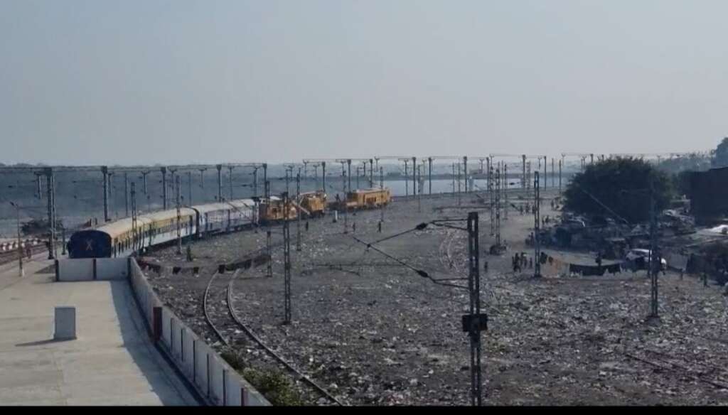 हल्द्वानी: बनभूलपुरा रेलवे अतिक्रमण मामले में CJI की कड़ी टिप्पणी, पुनर्वास और मुआवजे पर होगी अगली सुनवाई