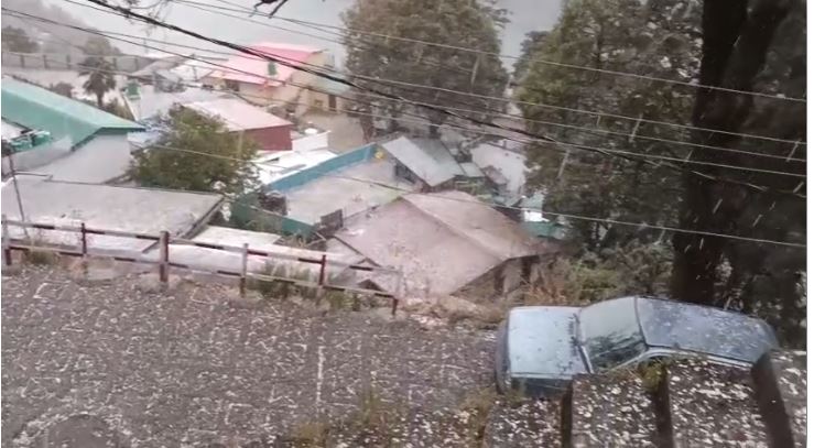 नैनीताल में ओलावृष्टि से बदला मौसम, ठंड बढ़ी