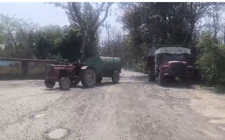 लालकुआं स्टोन क्रेशर मामले में विवाद, स्थानीय लोग और उद्योग प्रबंधन ने लगाए साजिश के आरोप