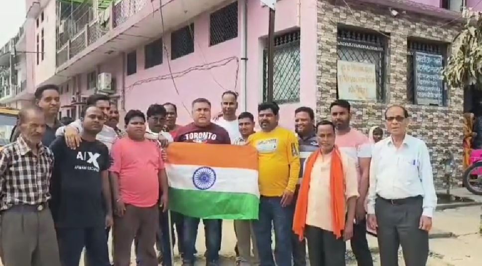 खटीमा में टी-20 विश्व कप जीत का उत्सव, खेल प्रेमियों ने जमकर मनाया जश्न