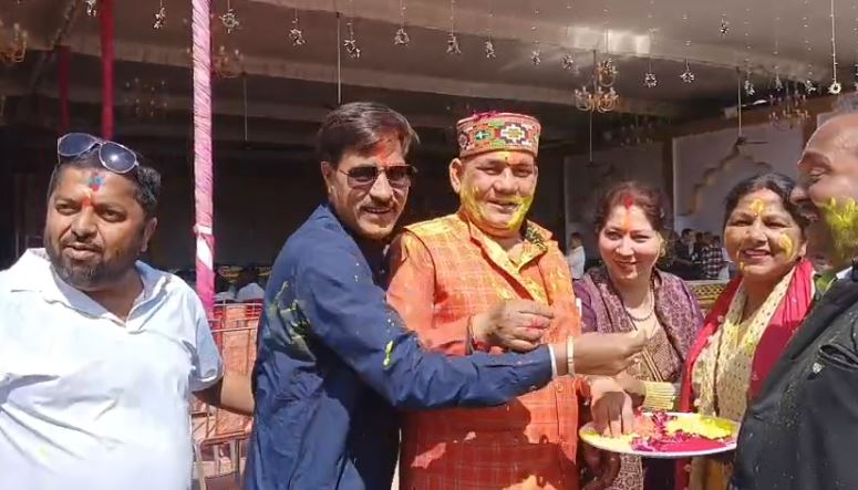 भानियावाला में भाजपा का होली मिलन समारोह, रंग और उल्लास में झूमे कार्यकर्ता