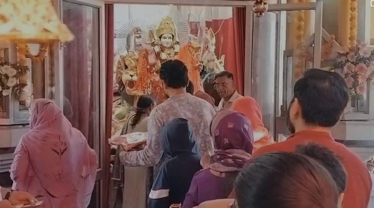 अष्टमी पर मंदिरों में उमड़ा आस्था का सैलाब, गूंजे जयकारे