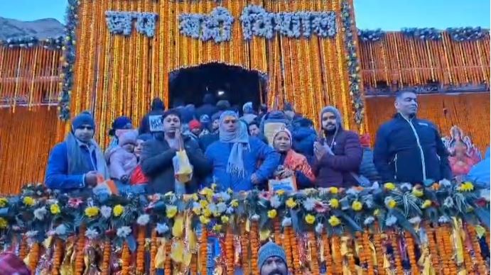 उत्तराखंड में चार धाम यात्रा के लिए पेट्रोलियम उत्पादों और गैस आपूर्ति सुनिश्चित करने के निर्देश