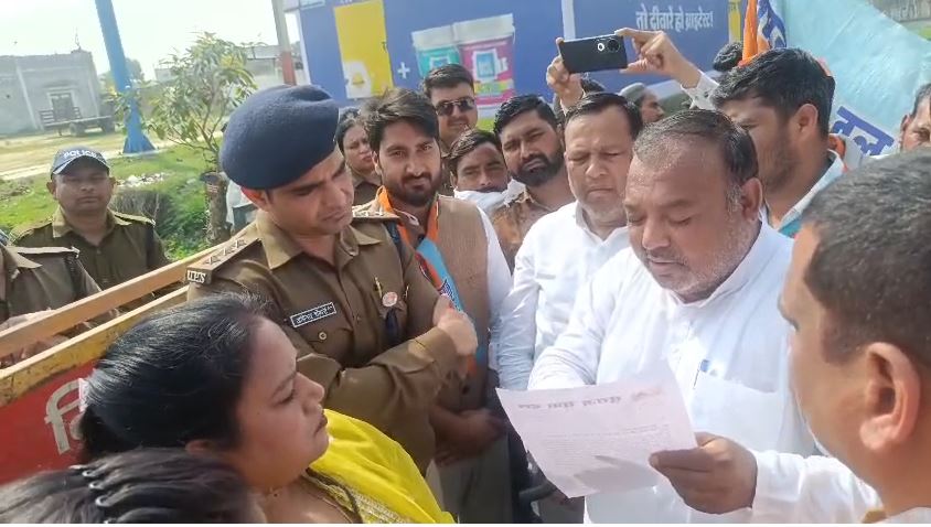 हरिद्वार में अमित शाह के कार्यक्रम के बीच सुराज सेवा दल के कार्यकर्ताओं को मंगलौर में रोका