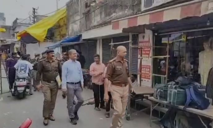 झंडा मेले से पहले सुरक्षा अलर्ट, एसपी सिटी ने किया निरीक्षण