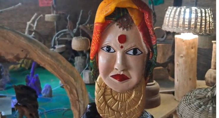 पहाड़ की पारंपरिक कला को जीवित रख रहे काष्टकार जसपाल रमोला