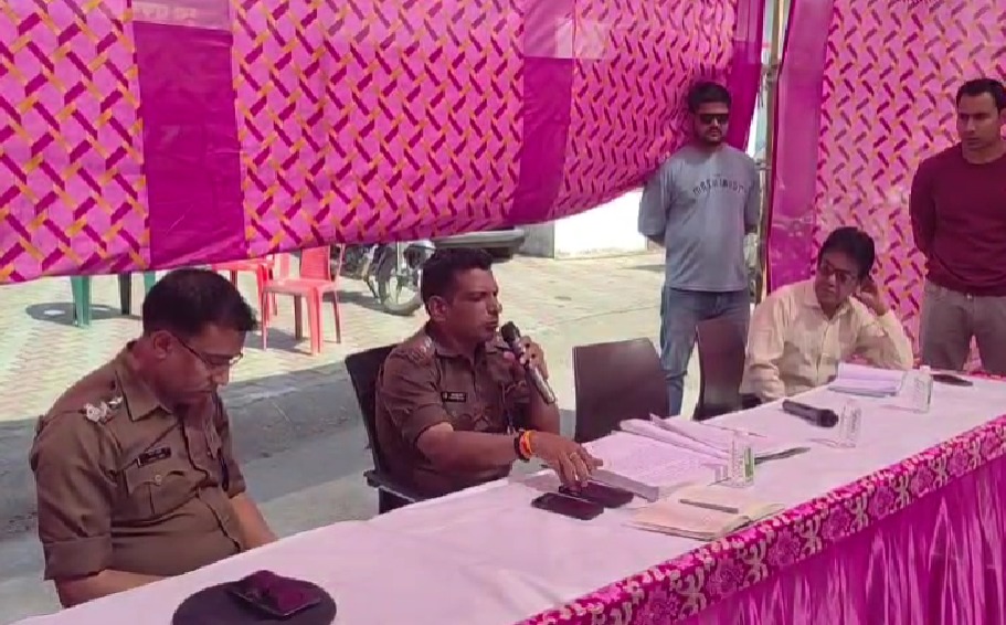 कालाढूंगी कोतवाली में पीस कमिटी बैठक, होली-ईद शांति से मनाने का संदेश