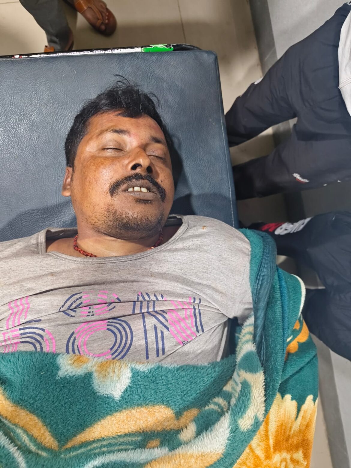 आर्थिक तंगी और आपसी विवाद के कारण युवक ने जीवन लीला समाप्त की