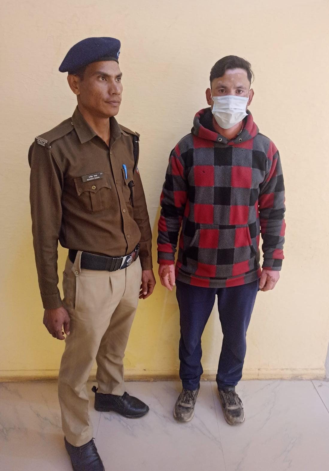 नैनीताल पुलिस की वारंटियों पर कार्रवाई, सुरेंद्र सिंह गिरफ्तार