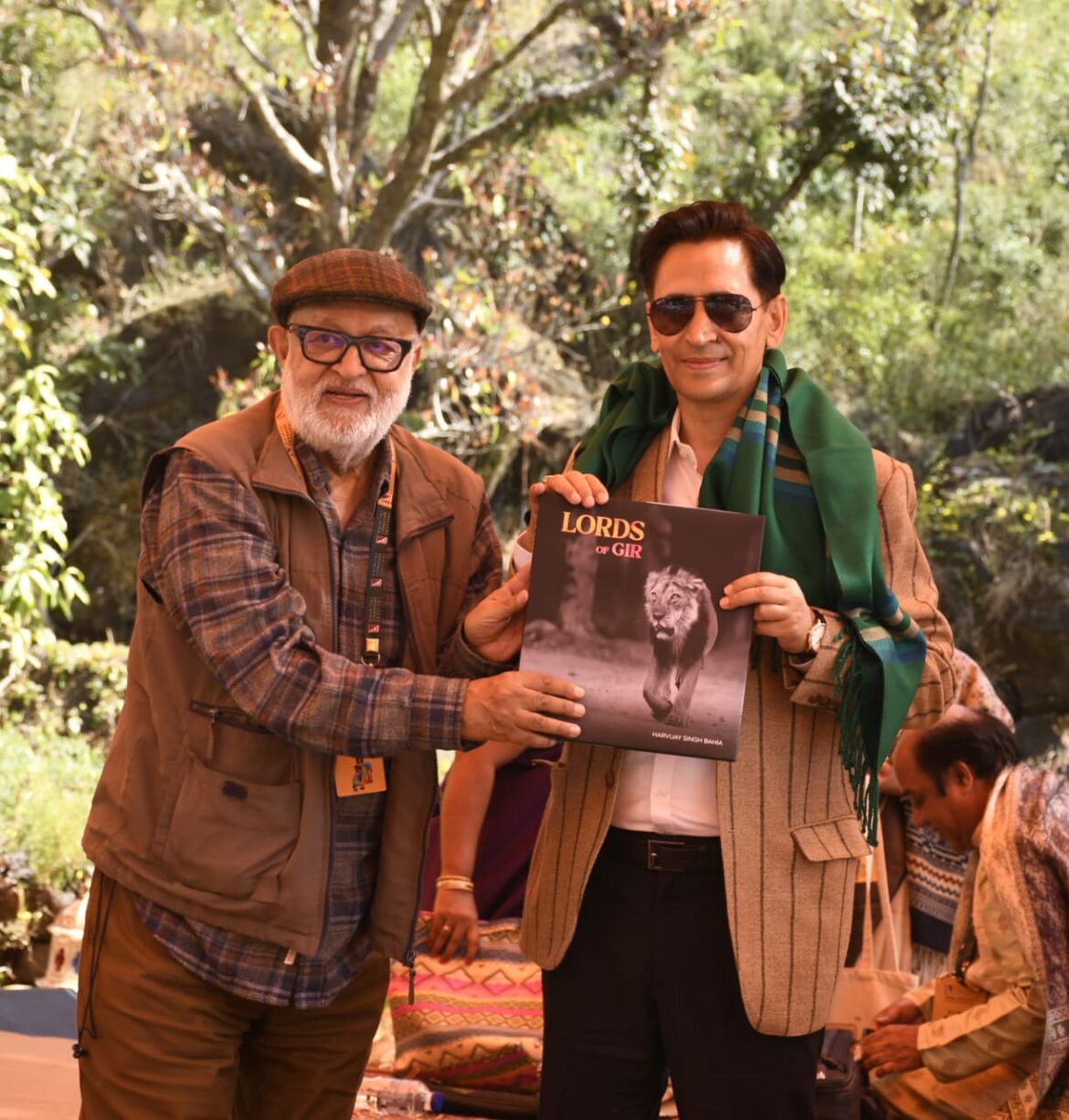 चारखेत में नैनीताल लिटरेचर फेस्टिवल की शुरुआत, देश-विदेश के लेखक और रचनाकार हुए शामिल