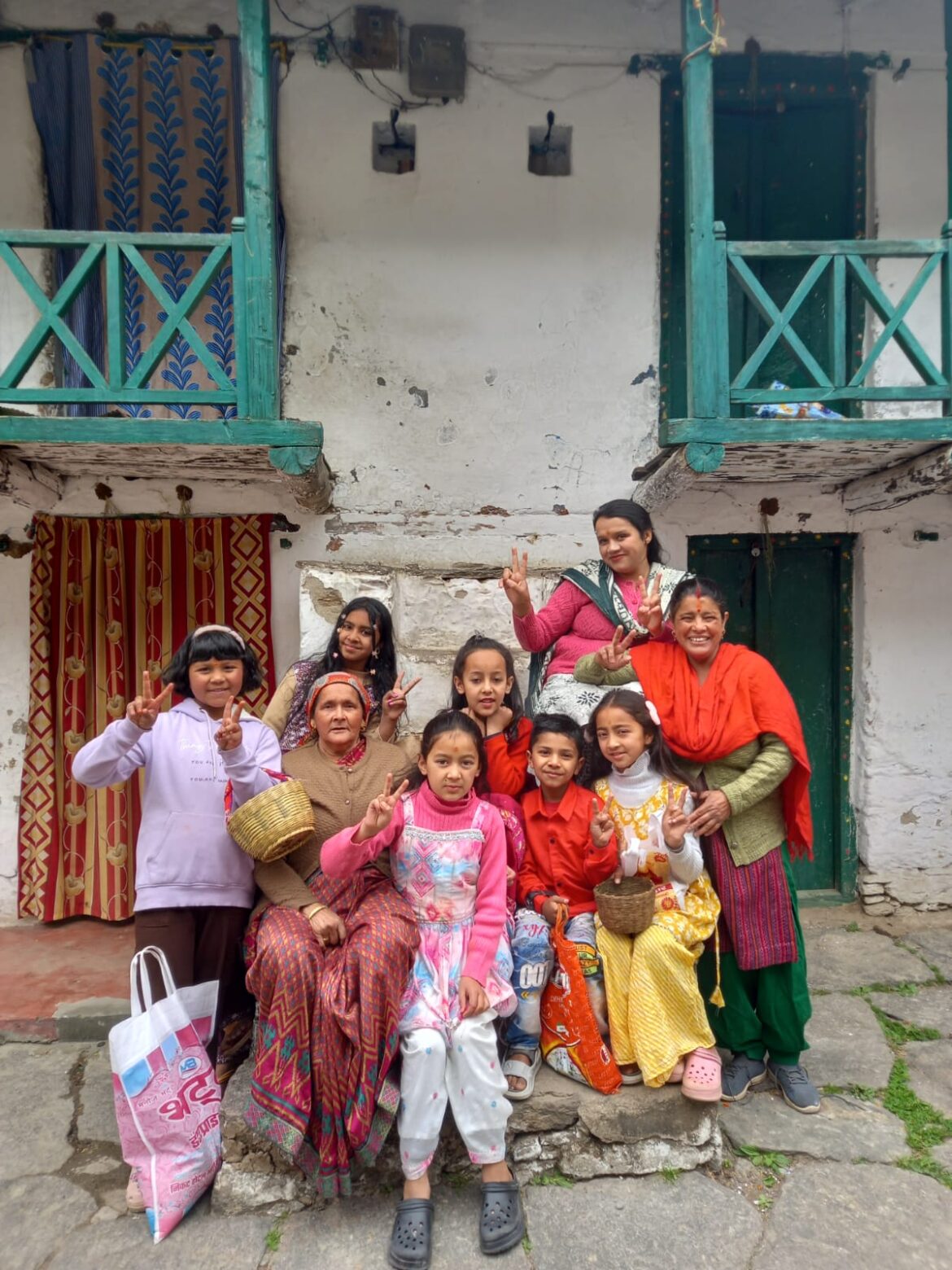 ज्योर्तिमठ में फूलदेई पर्व हर्षोल्लास के साथ मनाया गया