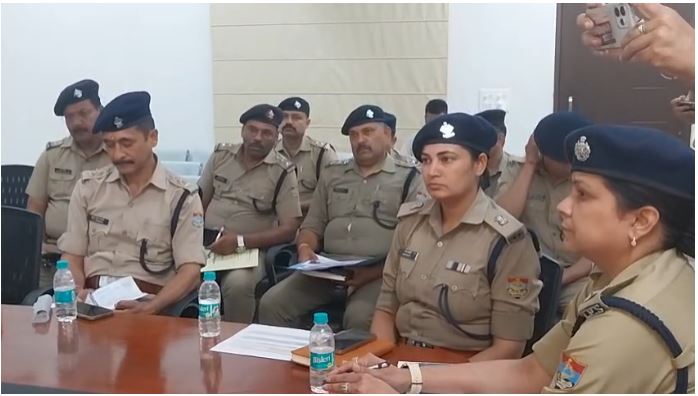 ऋषिकेश: चारधाम यात्रा 2026 की तैयारियों को लेकर IG सुनील कुमार मीणा ने की समीक्षा बैठक