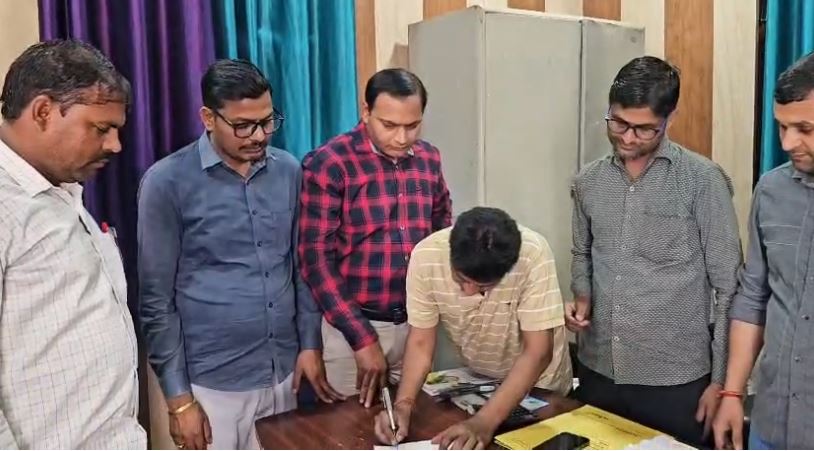 लक्सर में सहकारी समिति कर्मचारियों का वेतन रुका, आंदोलन की चेतावनी