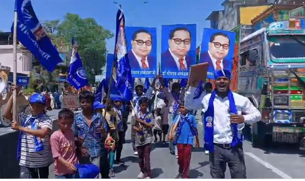 लालकुआं में धूमधाम से मनाई गई डॉ. भीमराव अंबेडकर जयंती, निकाली गई भव्य शोभा यात्रा